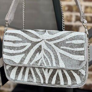 NEW America and Beyond Zebra Gray and White Viral Beaded Bag